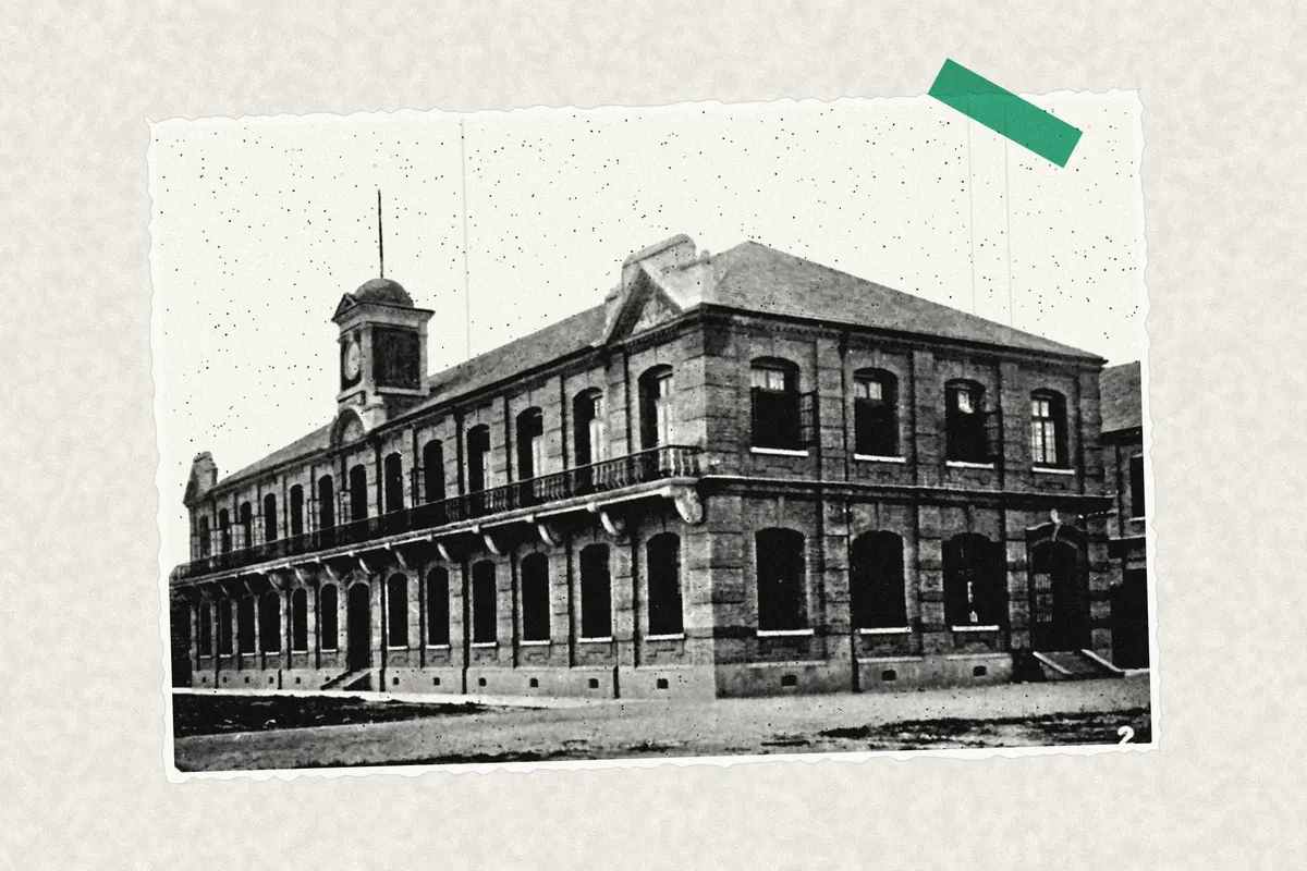 Illustration: Chung Wha Book Company, from a period photograph (1917), redrawn as a photocopied cutting.