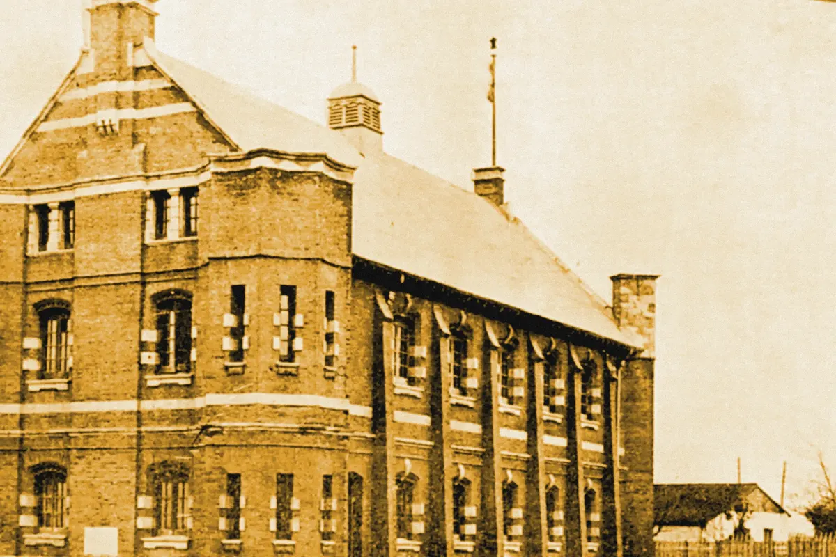 Illustration: Dongbaoxing Road Gurdwara, Shanghai, China, ca.1908, from a period photograph (1908), redrawn as a ochre blue pencil duotone.