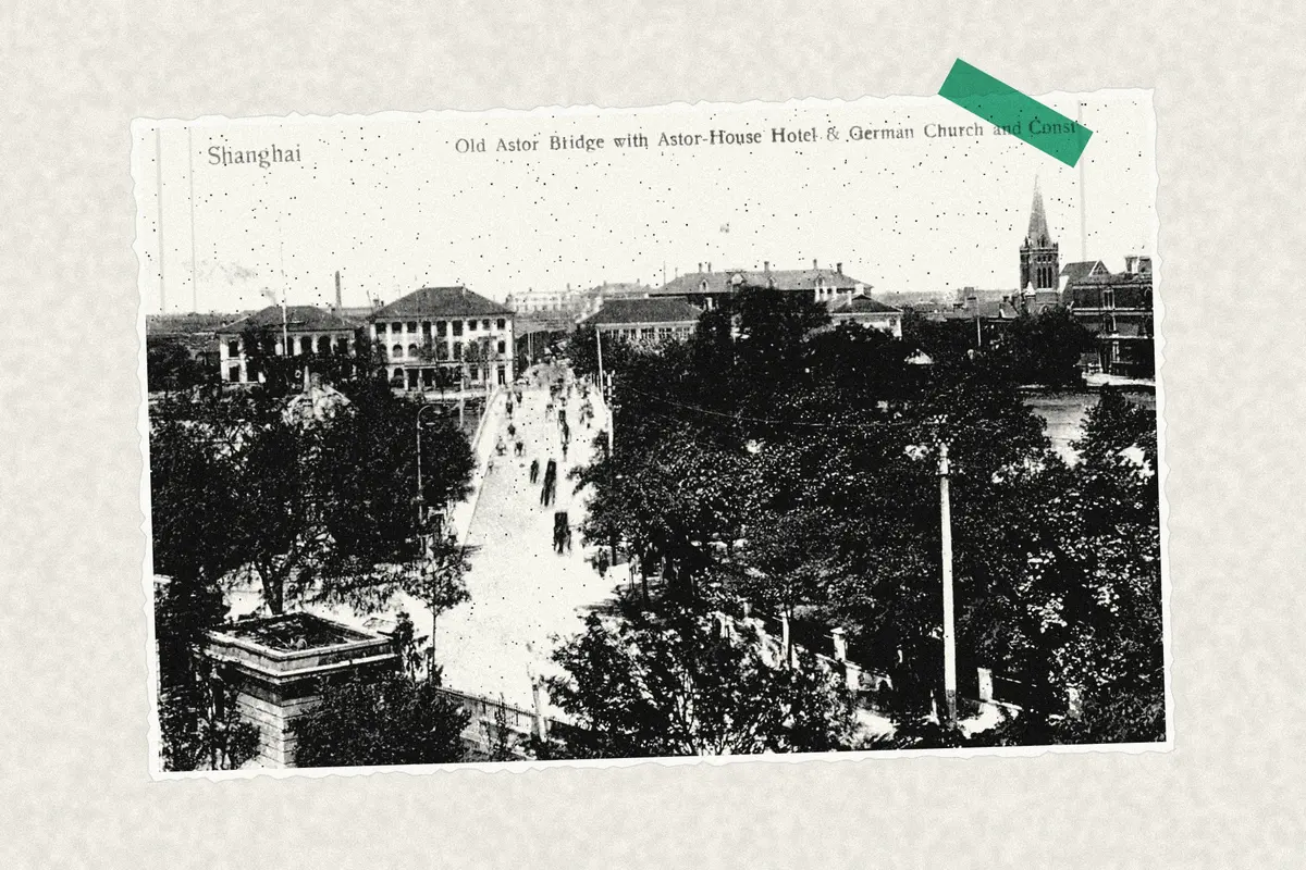 Illustration: Shanghai Most ~ 1898., from a nineteenth-century photograph (1898), redrawn as a photocopied cutting.
