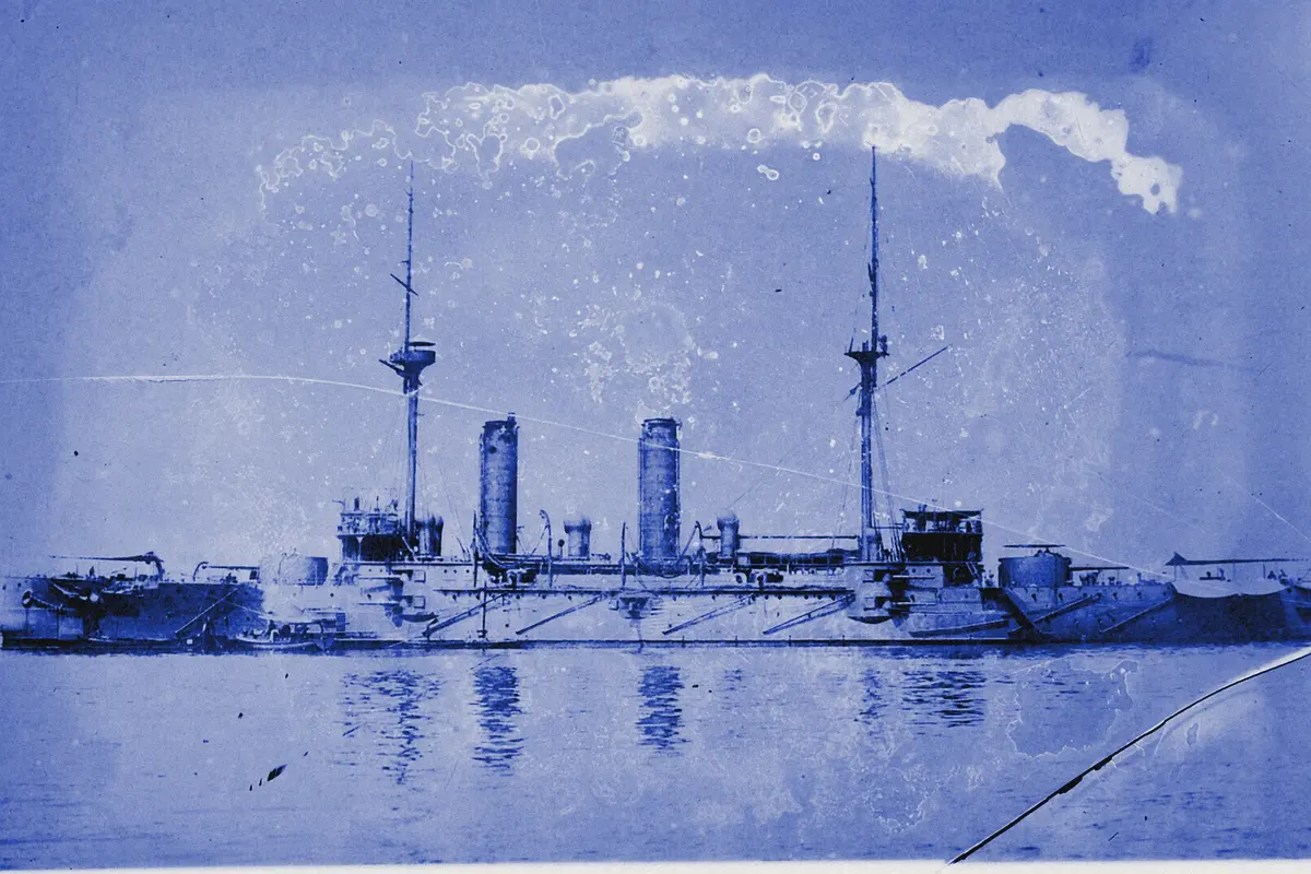 Illustration: TOKIWA, Japan LCCN2014700672, from a period photograph (1910), redrawn as a blue blue pencil duotone.
